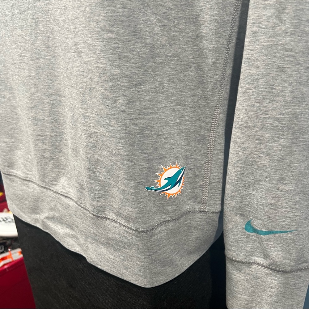 Women’s Nike Dri-fit off shoulder wide neck Miami Dolphins NFL Football shirt XL - Picture 5 of 10